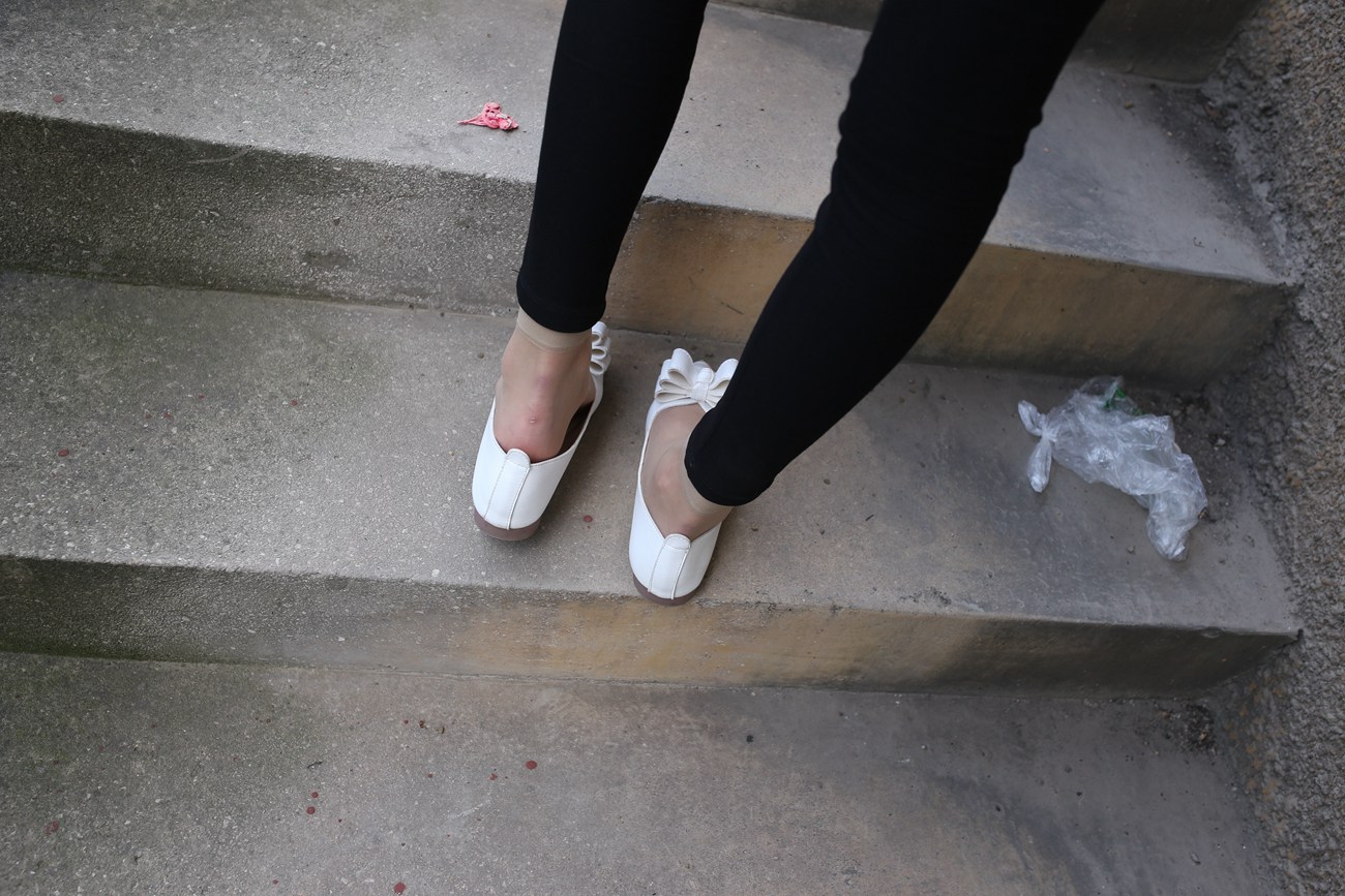 图片[31]-大西瓜爱牙膏-早期作品-S010 黑长裤 [268P] – 速更版-美库