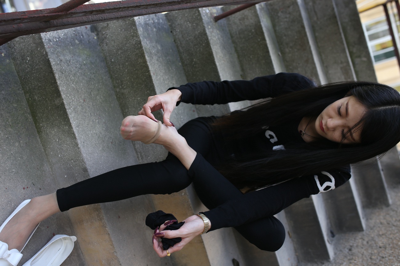 图片[208]-大西瓜爱牙膏-早期作品-S010 黑长裤 [268P] – 速更版-美库