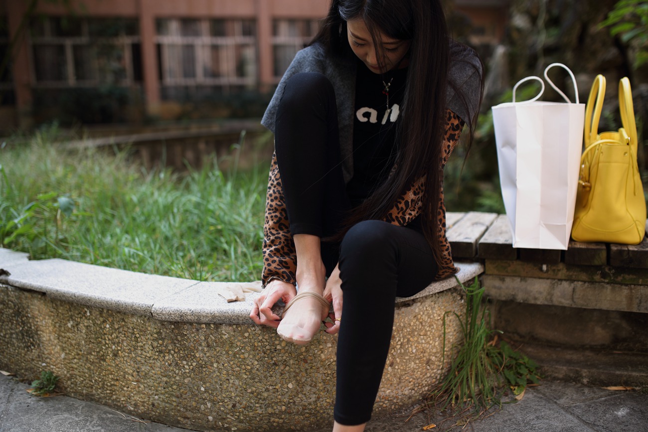 图片[254]-大西瓜爱牙膏-早期作品-S010 黑长裤 [268P] – 速更版-美库