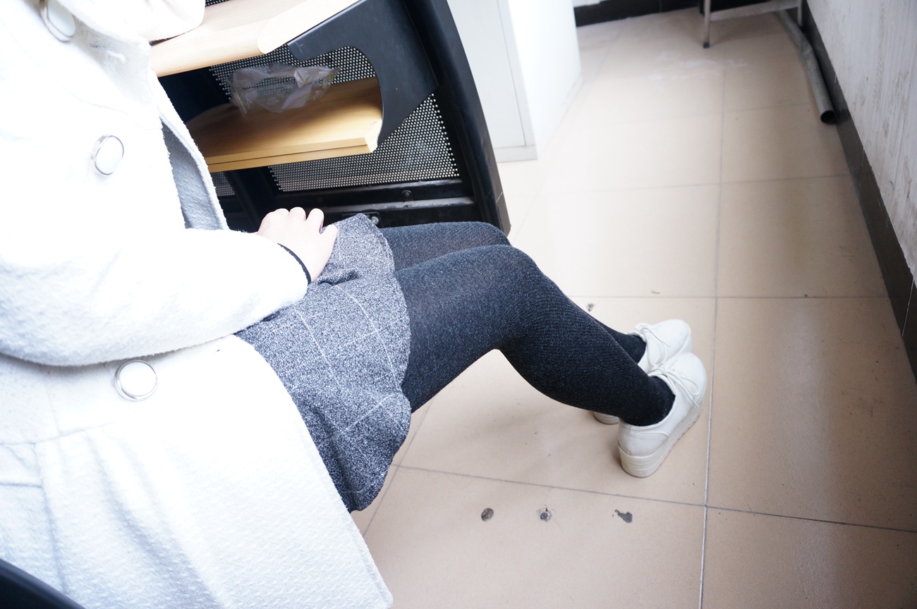 图片[14]-大西瓜爱牙膏-早期作品-S012 黑丝白鞋少女 [116P] – 速更版-美库