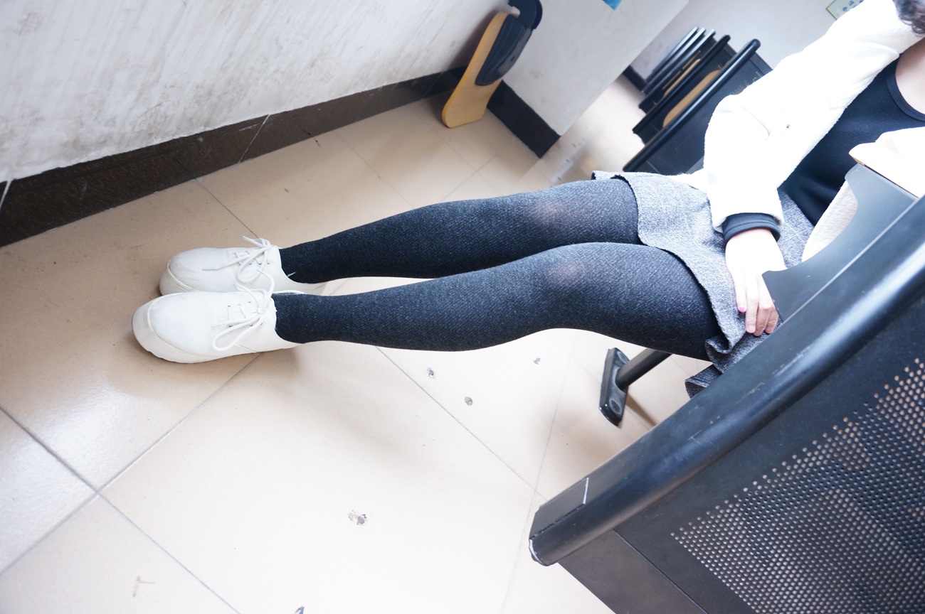 图片[25]-大西瓜爱牙膏-早期作品-S012 黑丝白鞋少女 [116P] – 速更版-美库