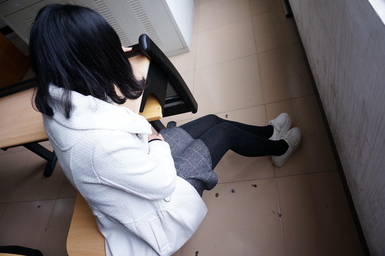 图片[26]-大西瓜爱牙膏-早期作品-S012 黑丝白鞋少女 [116P] – 速更版-美库