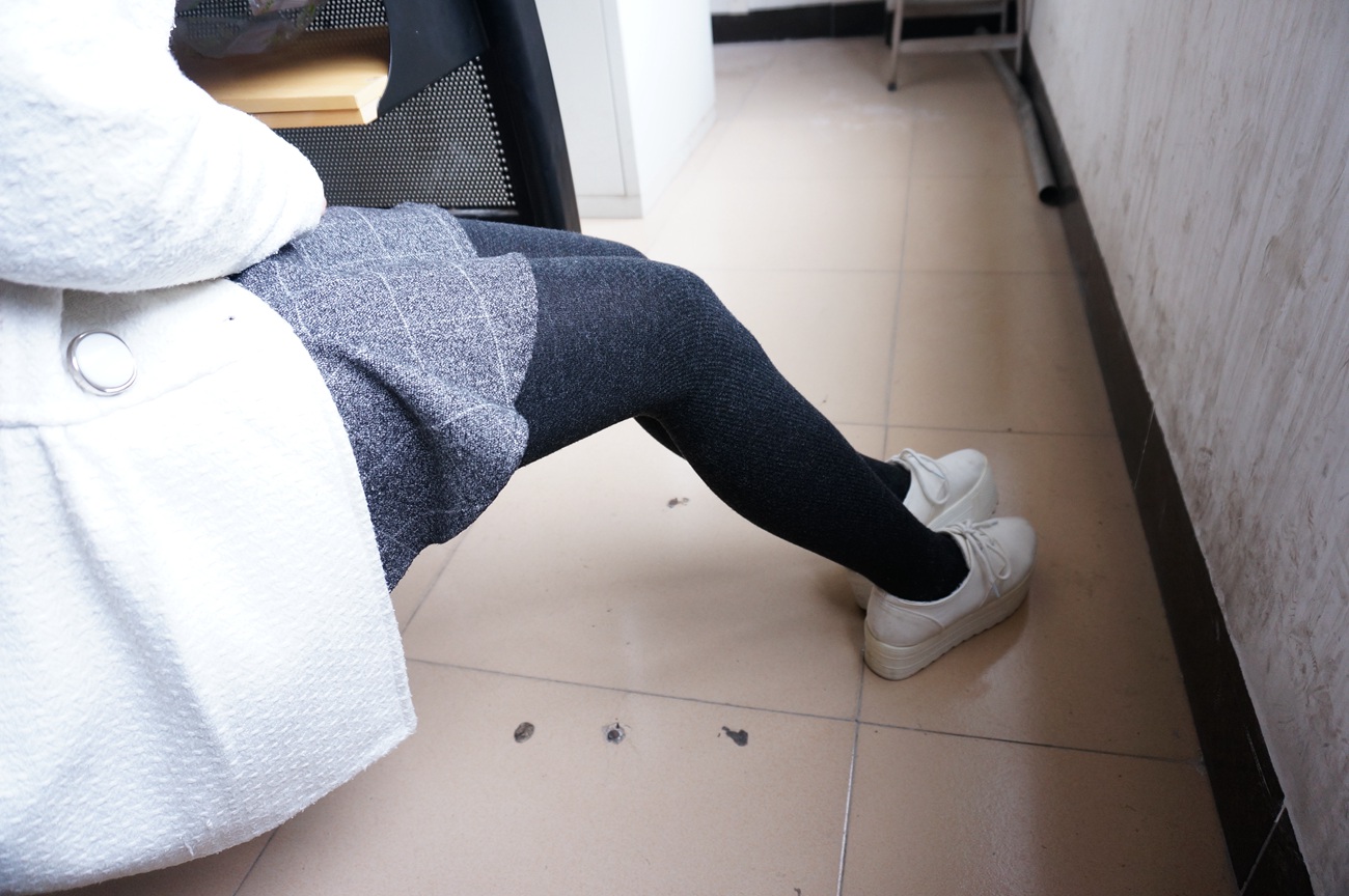 图片[28]-大西瓜爱牙膏-早期作品-S012 黑丝白鞋少女 [116P] – 速更版-美库