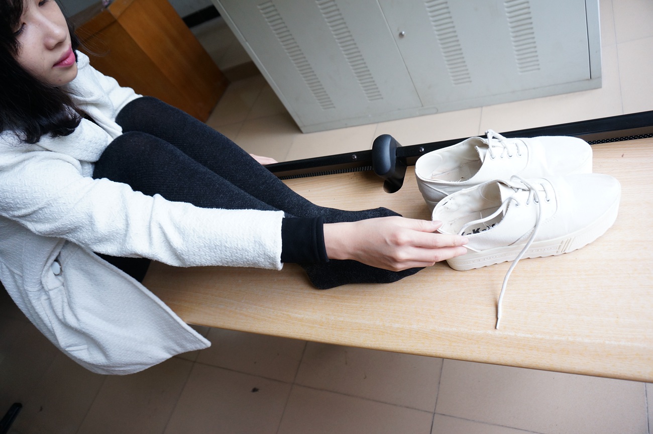 图片[43]-大西瓜爱牙膏-早期作品-S012 黑丝白鞋少女 [116P] – 速更版-美库