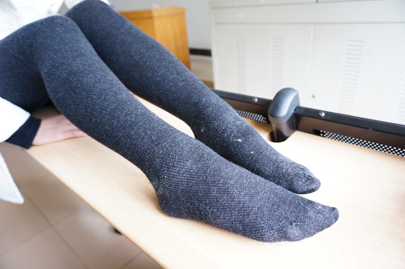 图片[54]-大西瓜爱牙膏-早期作品-S012 黑丝白鞋少女 [116P] – 速更版-美库