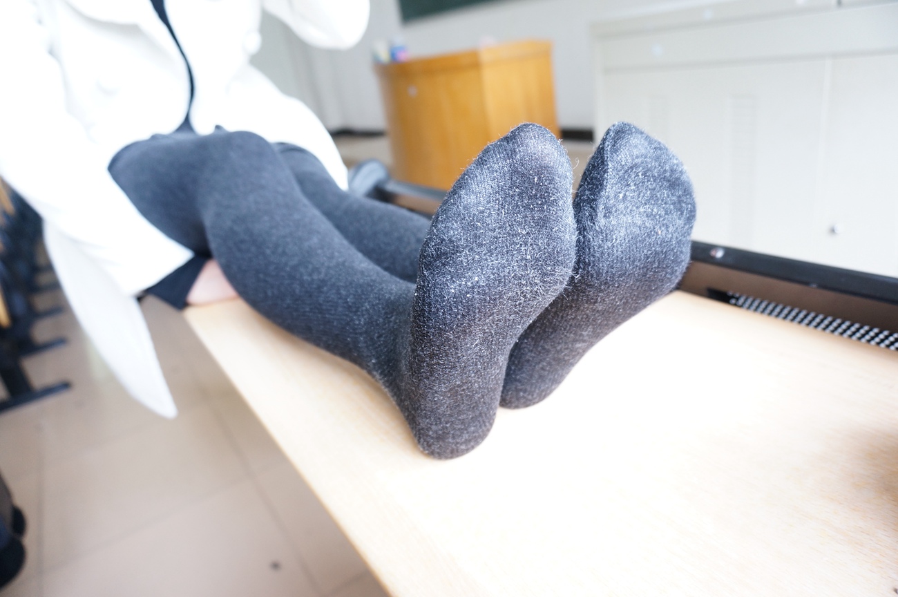 图片[58]-大西瓜爱牙膏-早期作品-S012 黑丝白鞋少女 [116P] – 速更版-美库