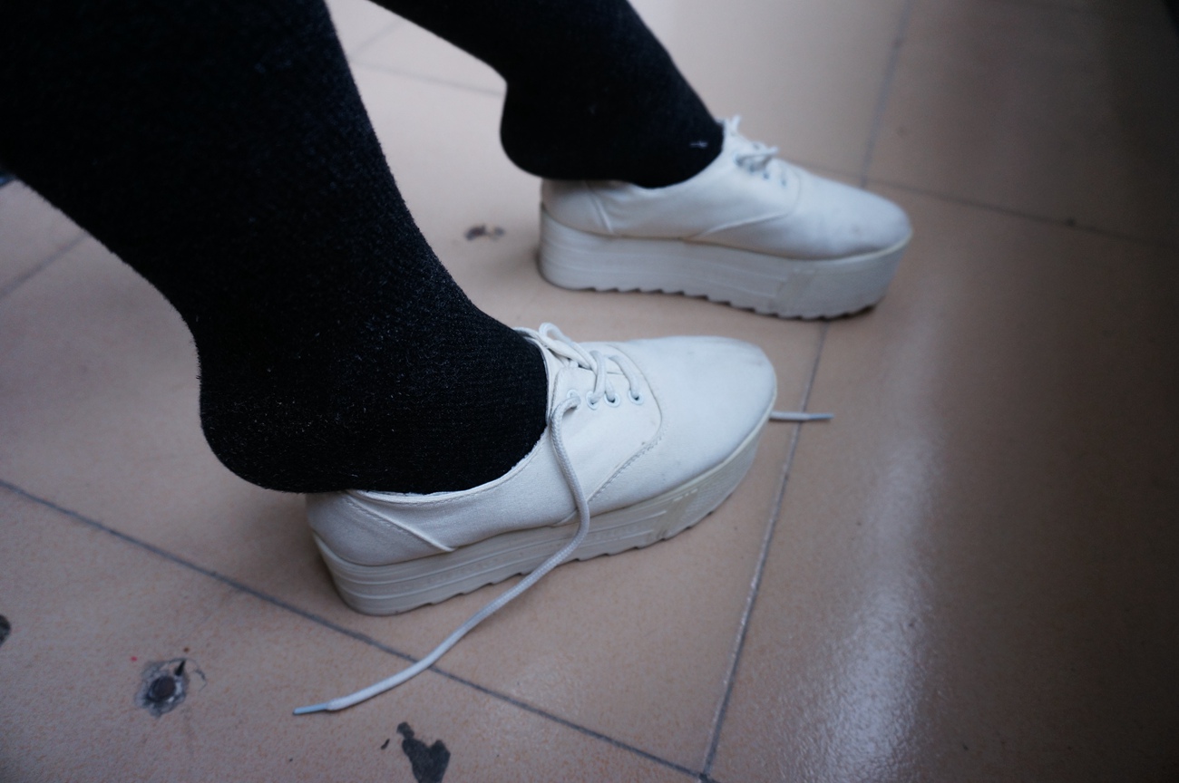 图片[106]-大西瓜爱牙膏-早期作品-S012 黑丝白鞋少女 [116P] – 速更版-美库