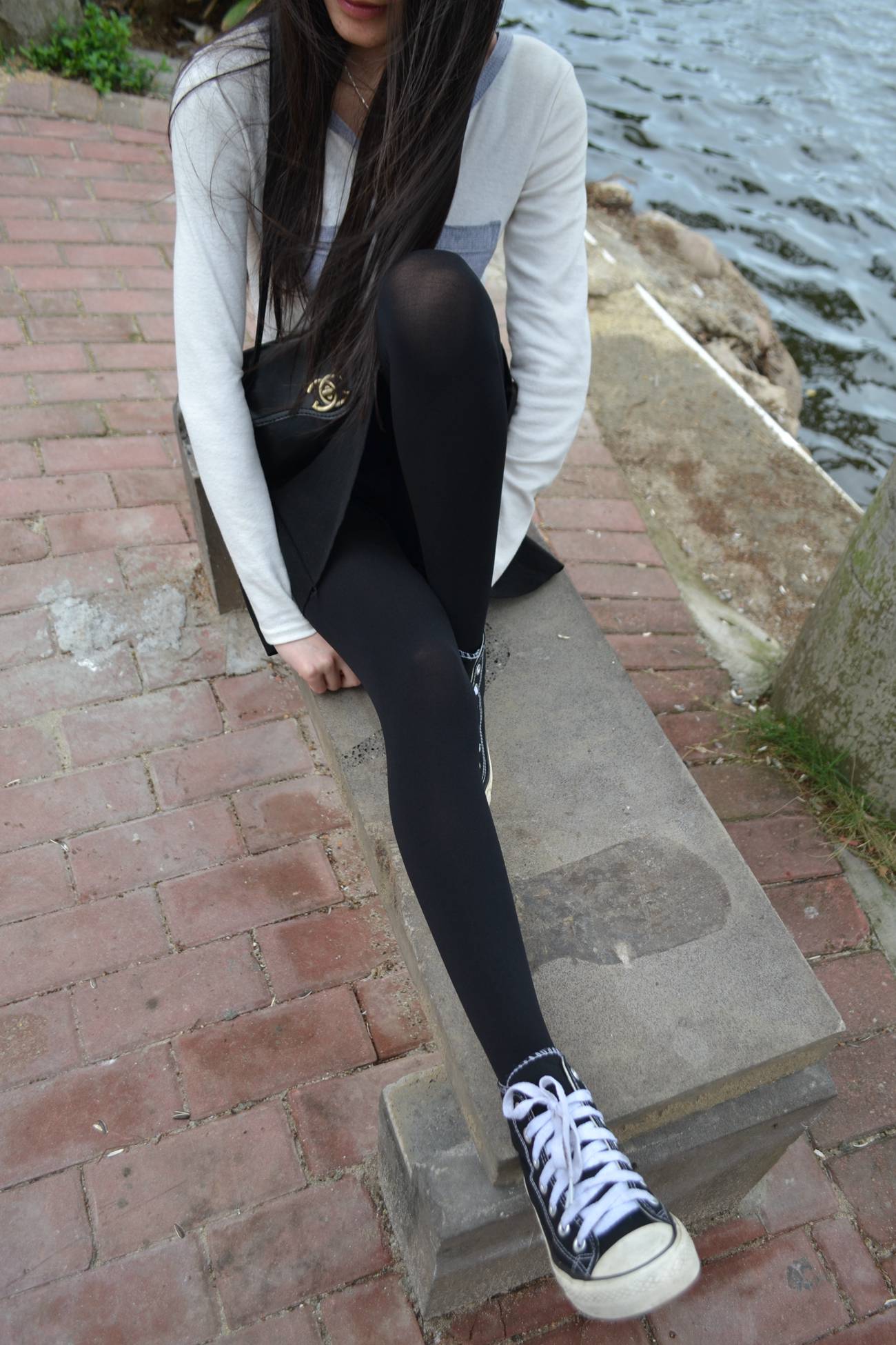 图片[23]-大西瓜爱牙膏-早期作品-S014 湖边黑丝妹 [109P] – 速更版-美库