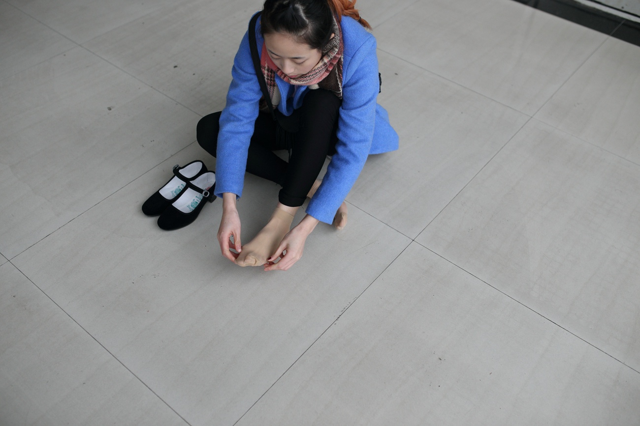 图片[22]-大西瓜爱牙膏-早期作品-S015 蓝衣少女 [128P] – 速更版-美库