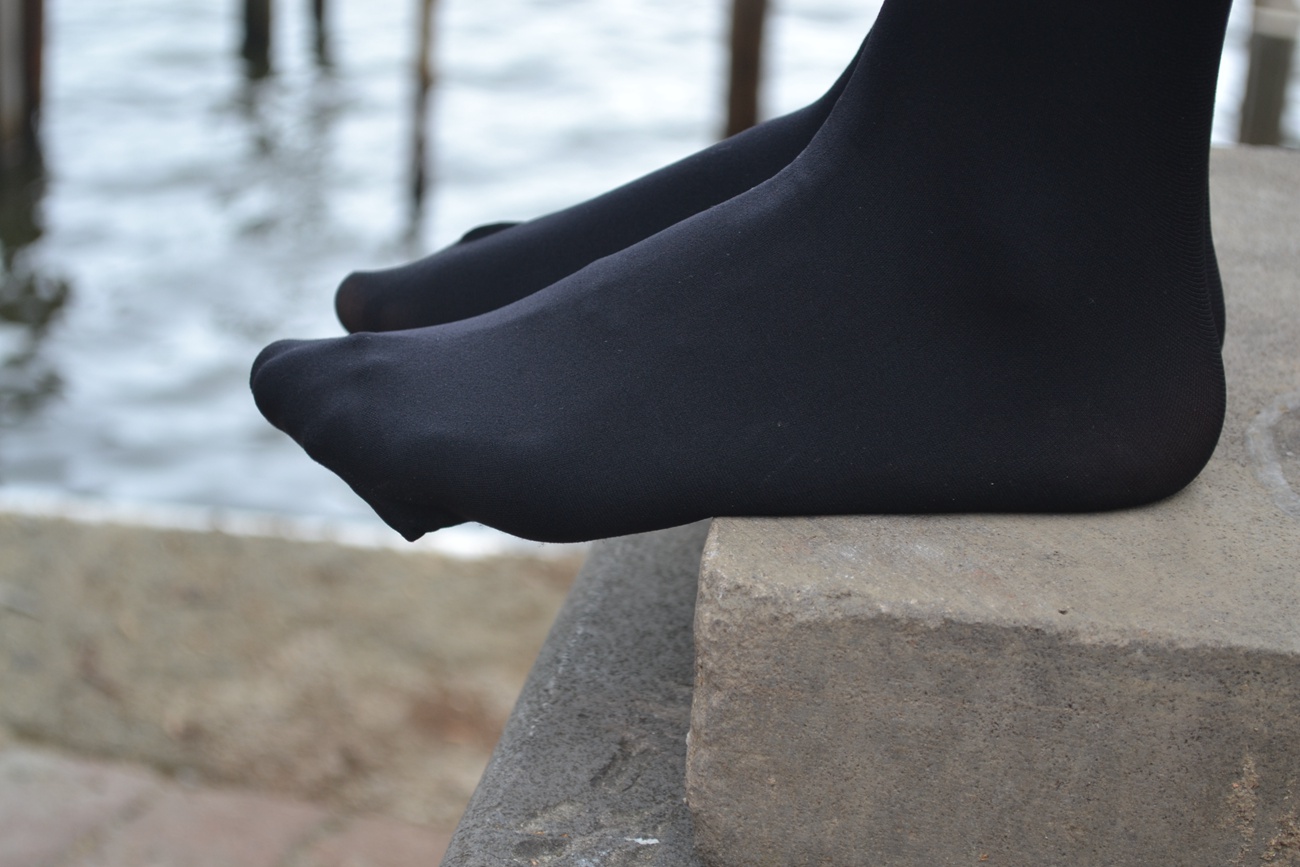 图片[61]-大西瓜爱牙膏-早期作品-S014 湖边黑丝妹 [109P] – 速更版-美库