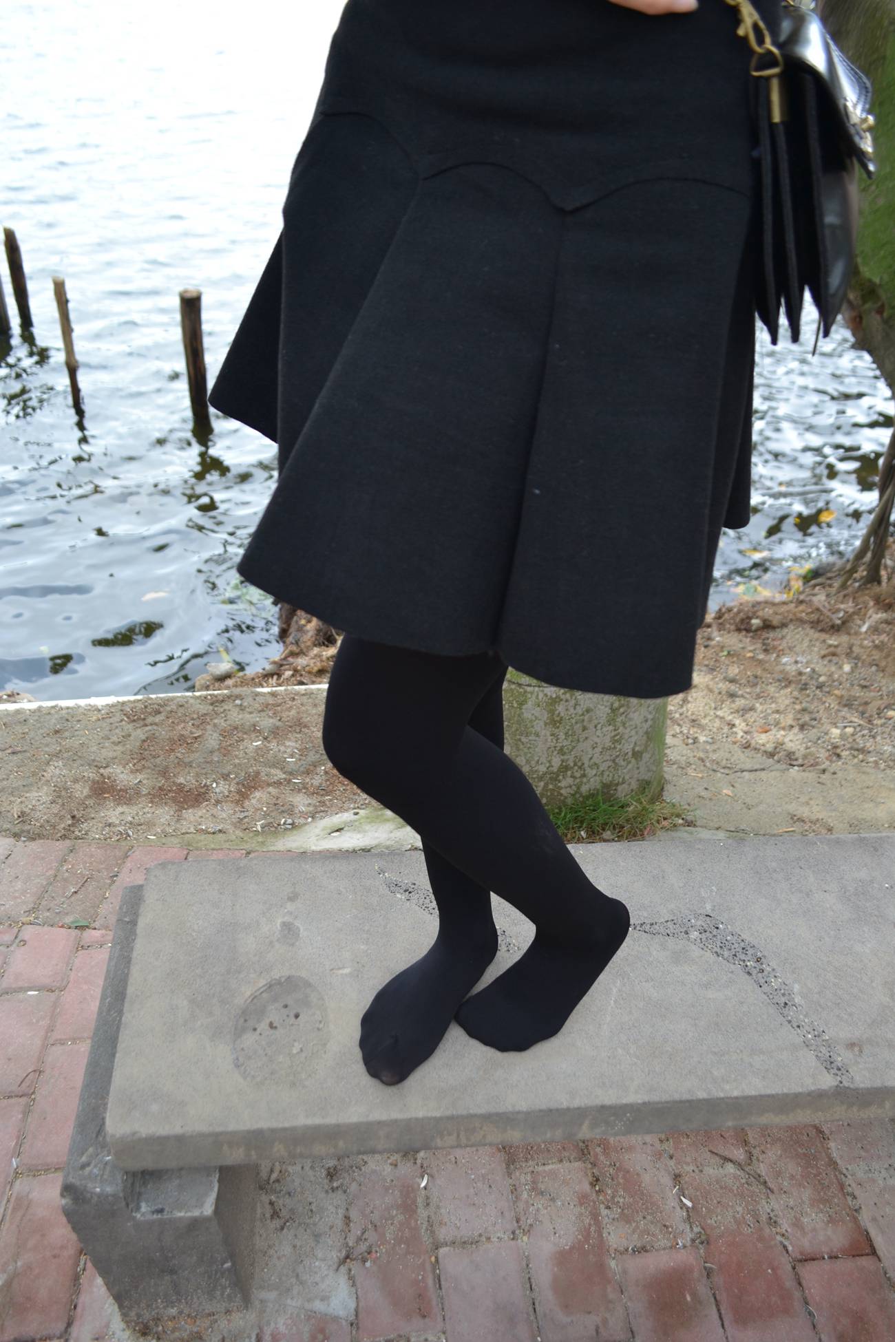 图片[65]-大西瓜爱牙膏-早期作品-S014 湖边黑丝妹 [109P] – 速更版-美库