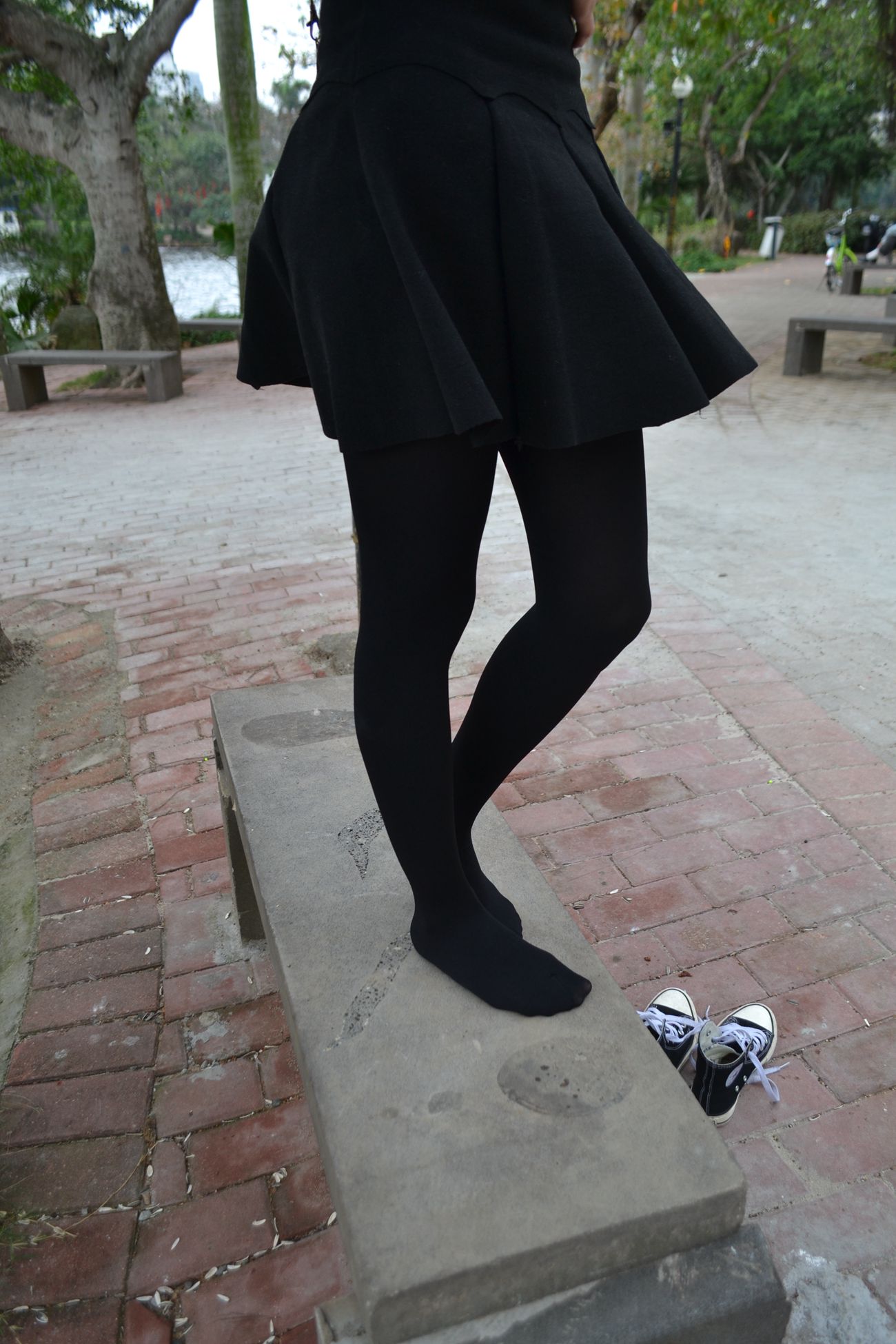 图片[71]-大西瓜爱牙膏-早期作品-S014 湖边黑丝妹 [109P] – 速更版-美库