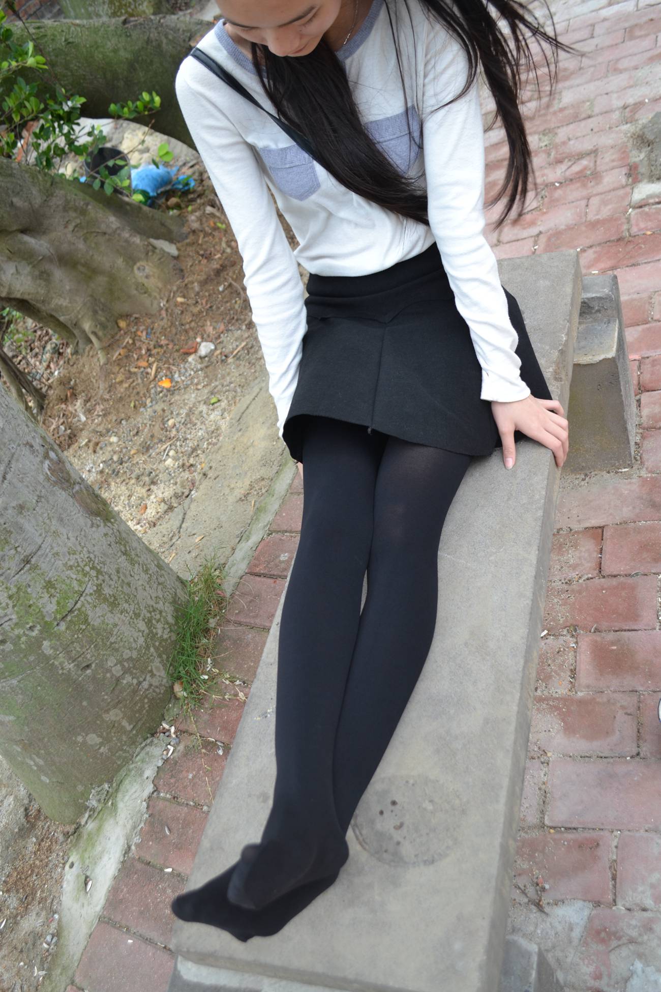 图片[92]-大西瓜爱牙膏-早期作品-S014 湖边黑丝妹 [109P] – 速更版-美库