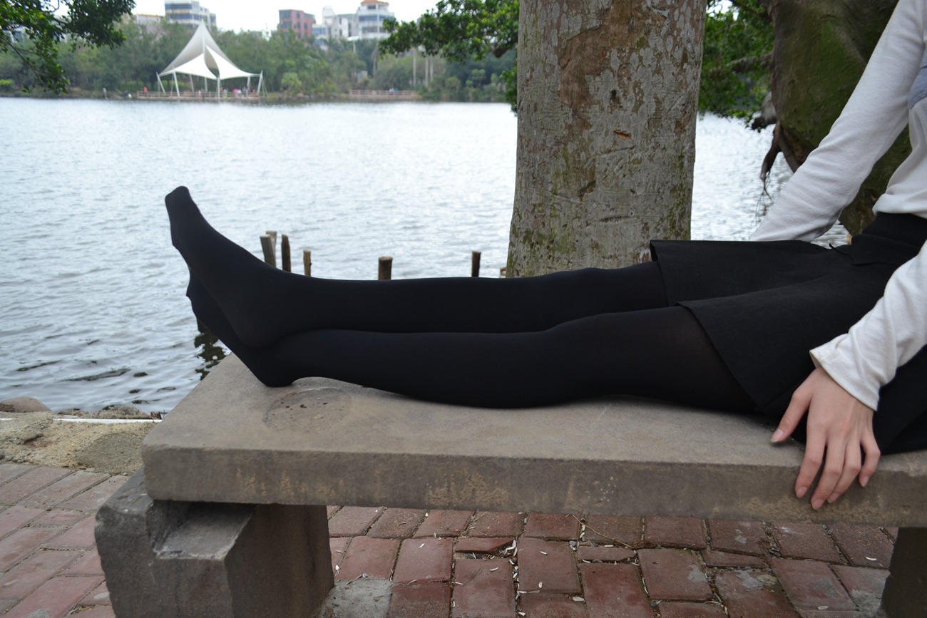 图片[94]-大西瓜爱牙膏-早期作品-S014 湖边黑丝妹 [109P] – 速更版-美库