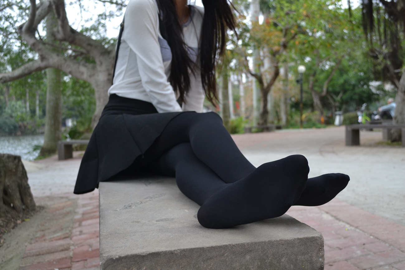 图片[103]-大西瓜爱牙膏-早期作品-S014 湖边黑丝妹 [109P] – 速更版-美库