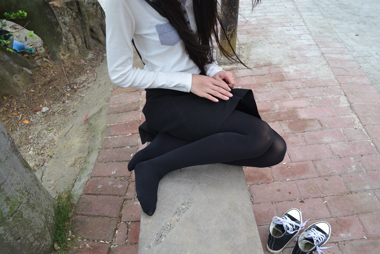 图片[104]-大西瓜爱牙膏-早期作品-S014 湖边黑丝妹 [109P] – 速更版-美库