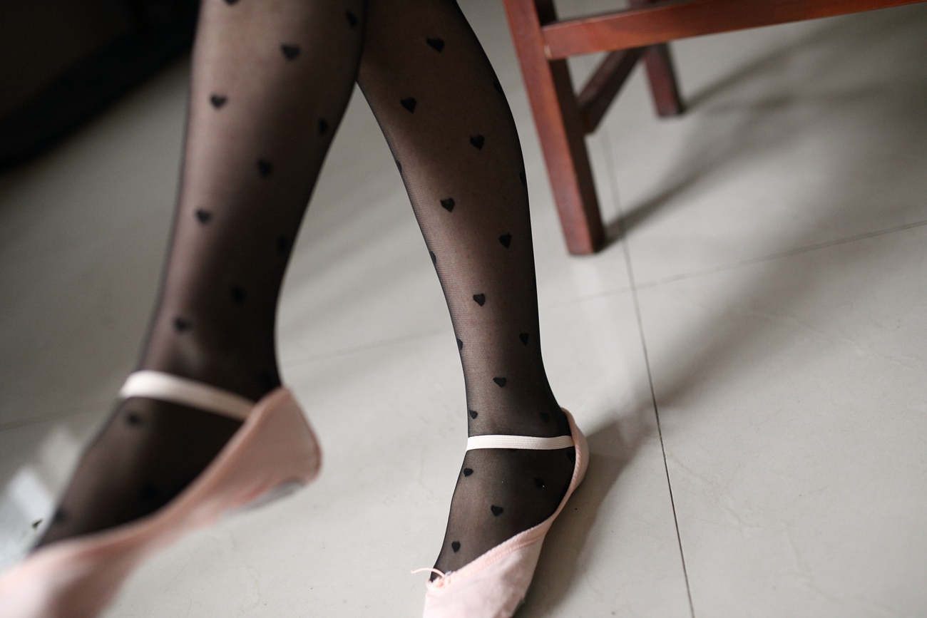 图片[106]-大西瓜爱牙膏-早期作品-S015 蓝衣少女 [128P] – 速更版-美库