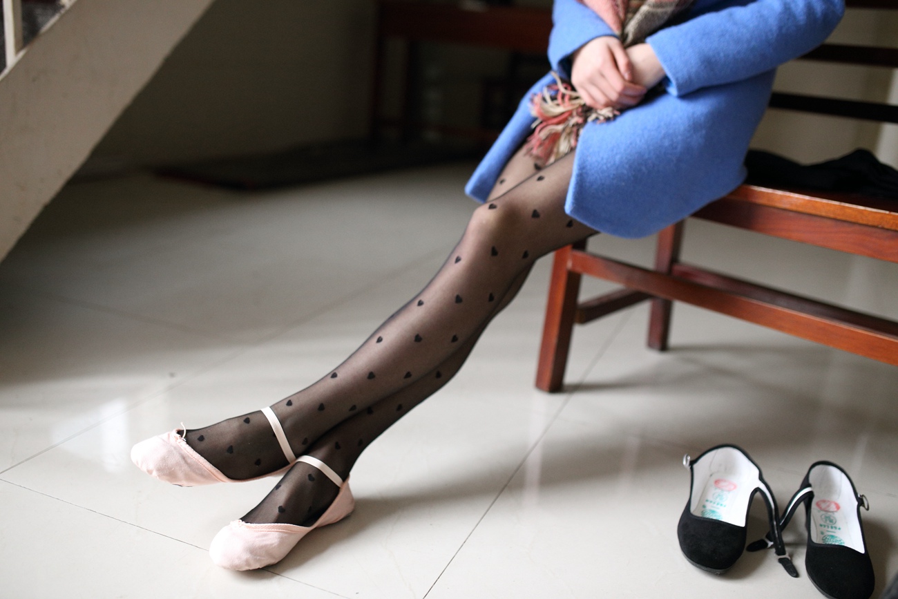 图片[107]-大西瓜爱牙膏-早期作品-S015 蓝衣少女 [128P] – 速更版-美库