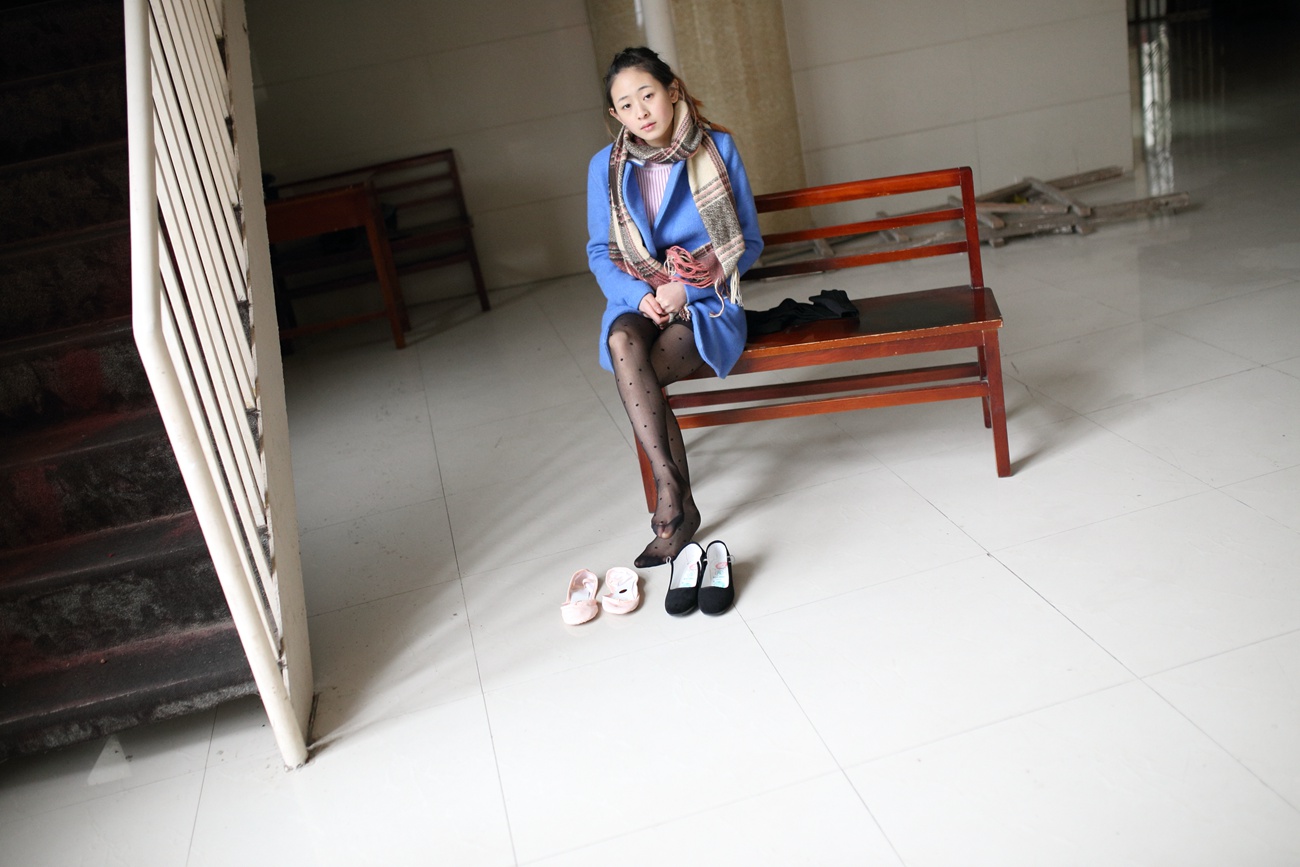 图片[128]-大西瓜爱牙膏-早期作品-S015 蓝衣少女 [128P] – 速更版-美库