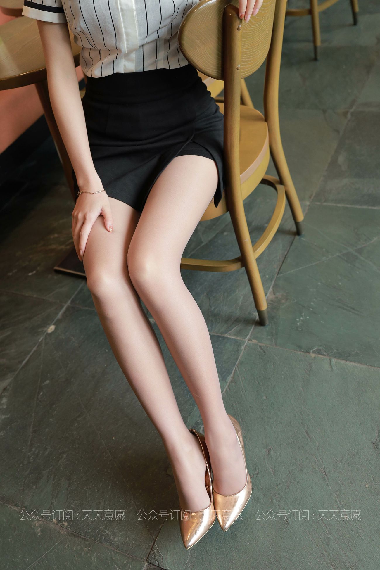 图片[37]-[IESS异思趣向] 耽丝 210801 在沙发上休息的婉苹 [78P] – 速更版-美库