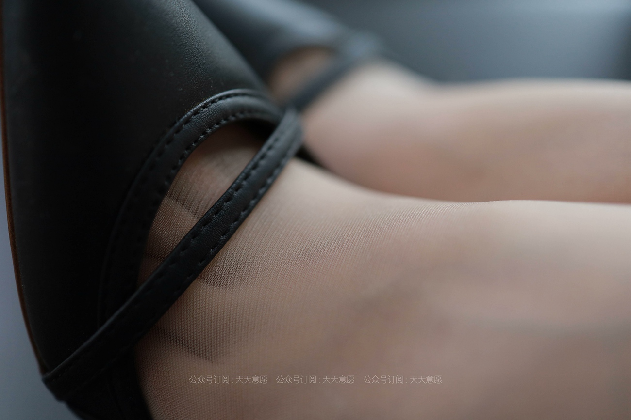 图片[66]-[IESS异思趣向] 耽丝 210812 小七的黑色不规则短裙 [93P] – 速更版-美库