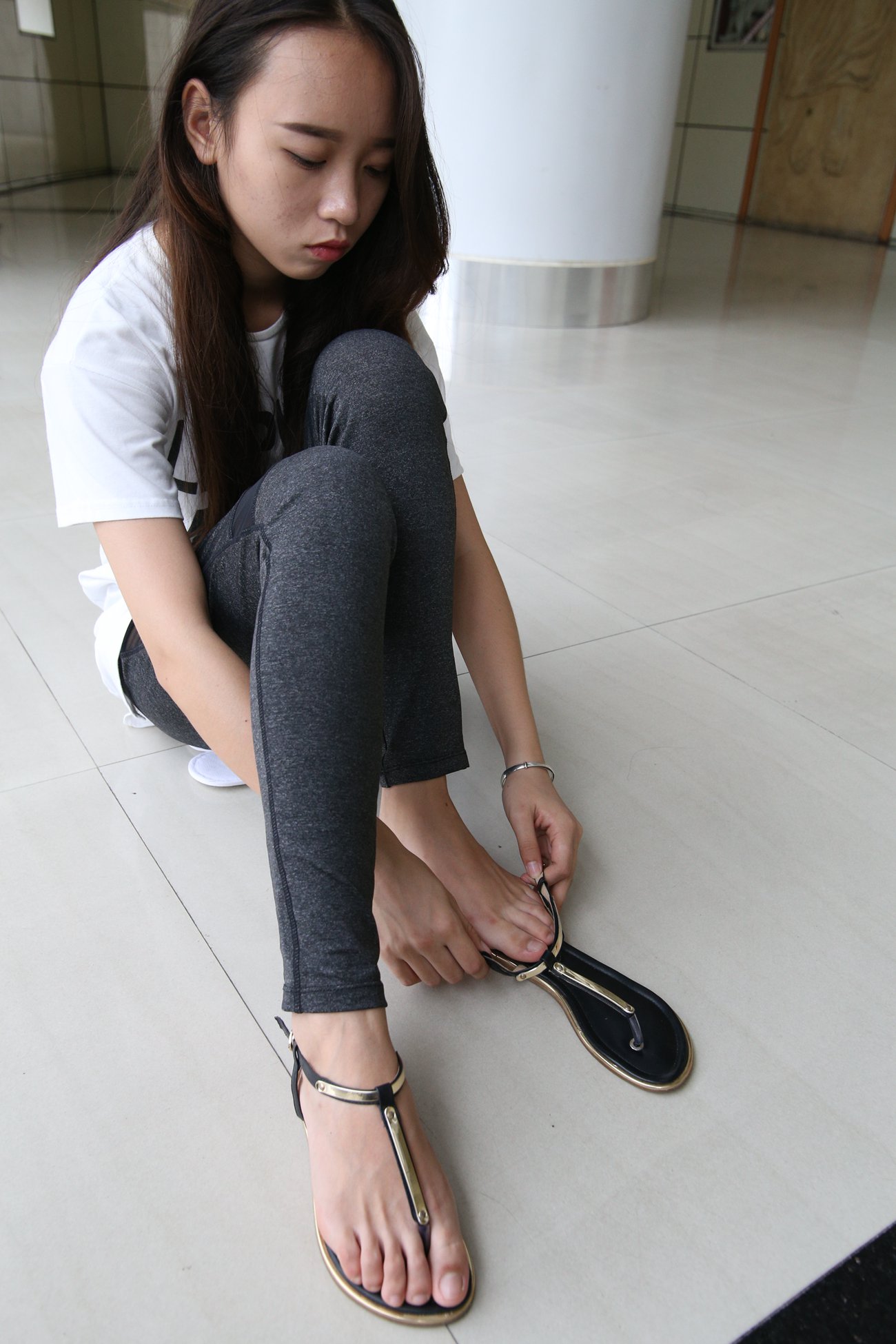 图片[11]-大西瓜爱牙膏-早期作品-S018 张萍 白T恤 连衣裙 1 [210P] – 速更版-美库