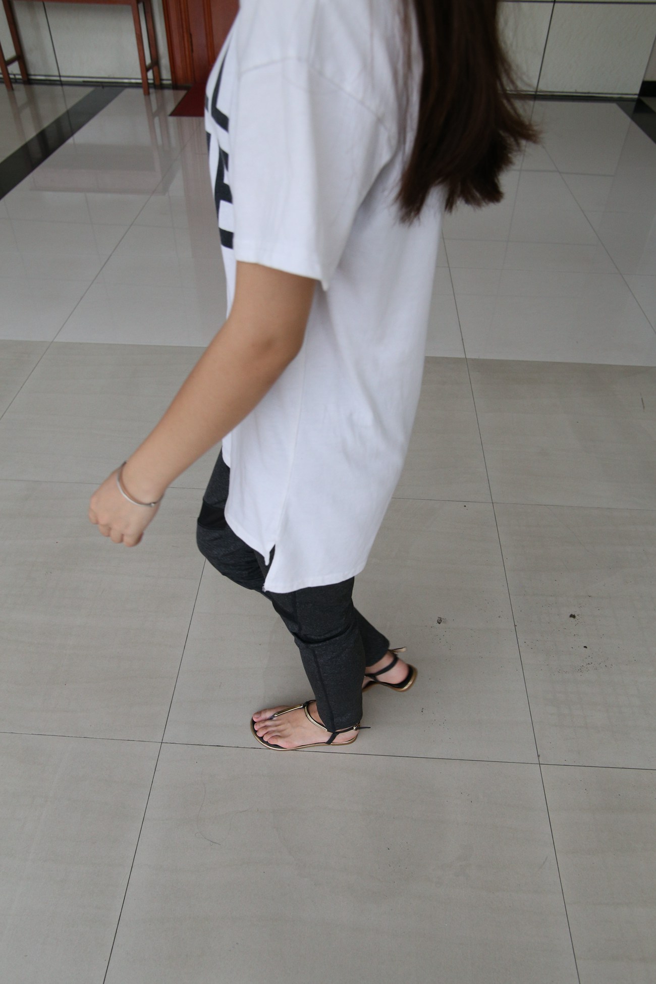 图片[23]-大西瓜爱牙膏-早期作品-S018 张萍 白T恤 连衣裙 1 [210P] – 速更版-美库