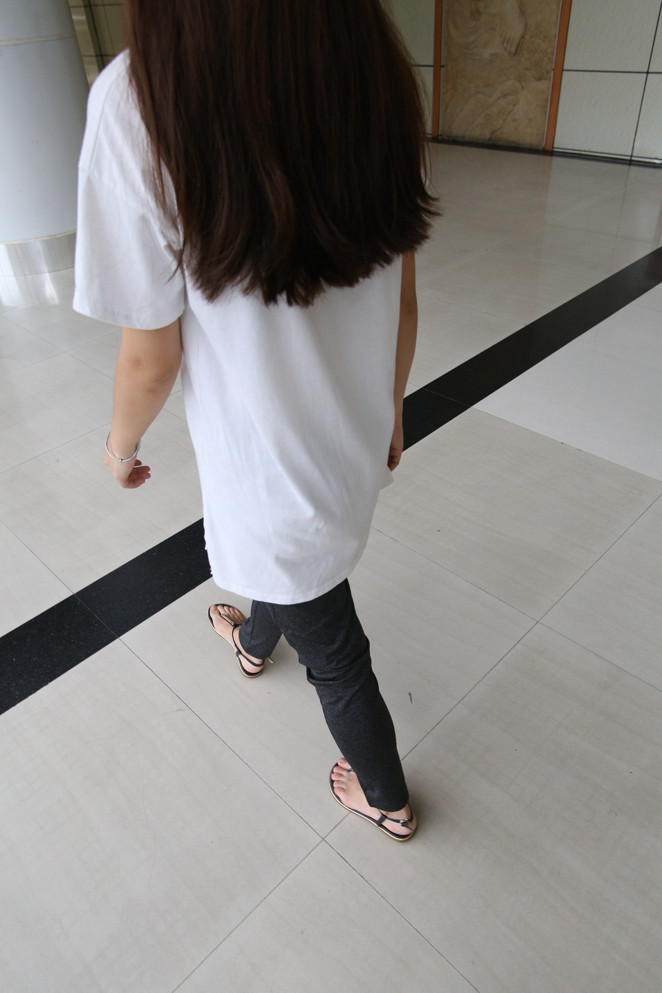 图片[24]-大西瓜爱牙膏-早期作品-S018 张萍 白T恤 连衣裙 1 [210P] – 速更版-美库