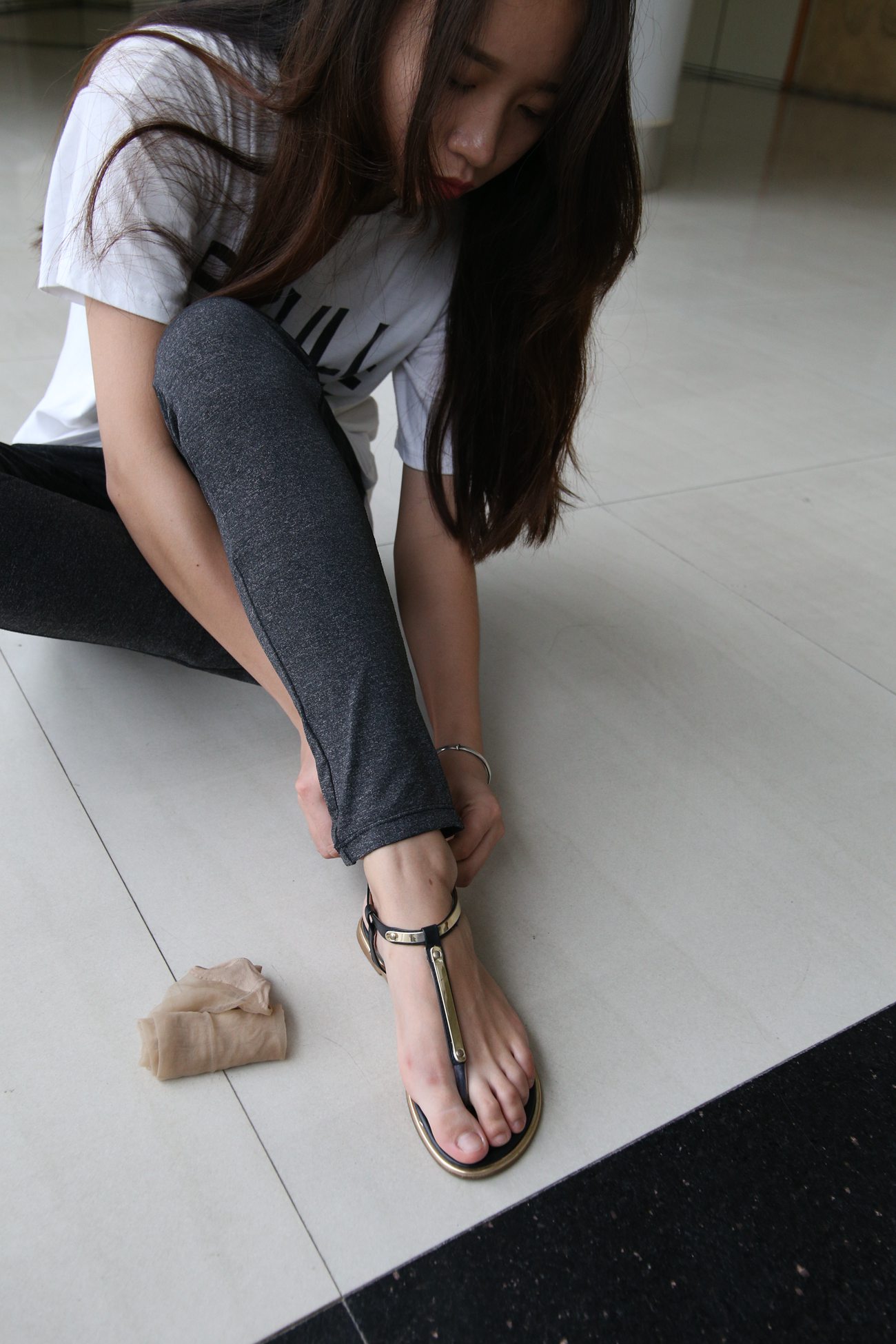 图片[31]-大西瓜爱牙膏-早期作品-S018 张萍 白T恤 连衣裙 1 [210P] – 速更版-美库