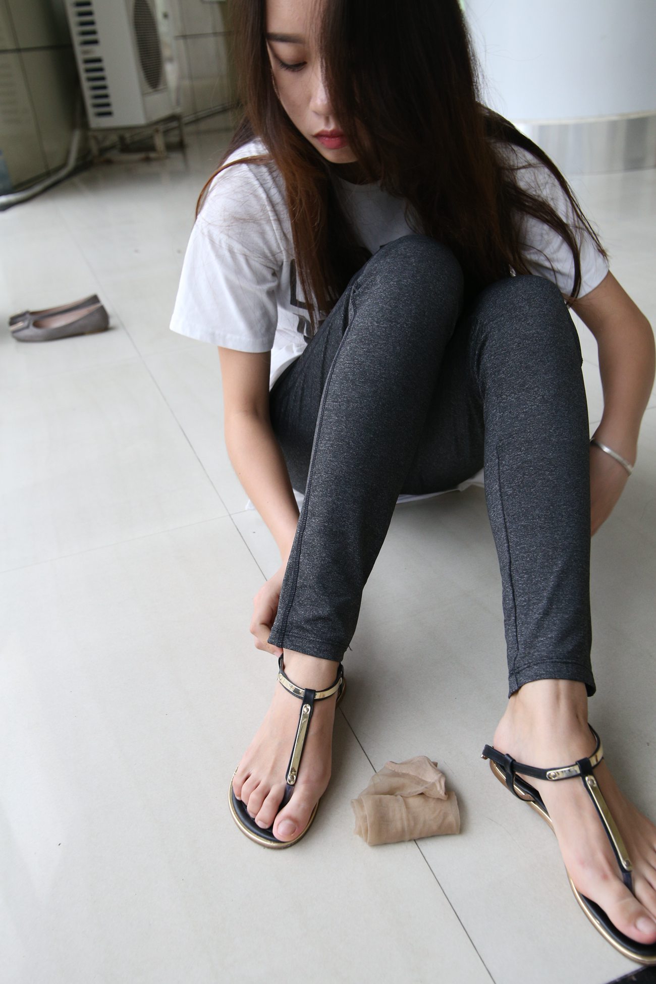 图片[32]-大西瓜爱牙膏-早期作品-S018 张萍 白T恤 连衣裙 1 [210P] – 速更版-美库