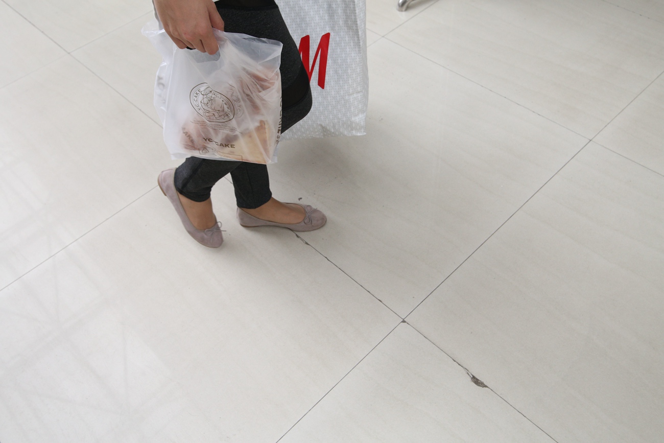 图片[58]-大西瓜爱牙膏-早期作品-S018 张萍 白T恤 连衣裙 1 [210P] – 速更版-美库