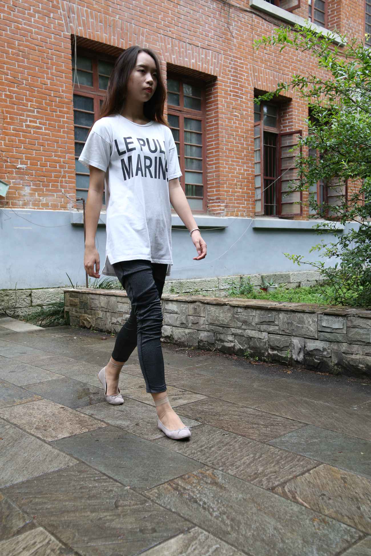 图片[72]-大西瓜爱牙膏-早期作品-S018 张萍 白T恤 连衣裙 1 [210P] – 速更版-美库