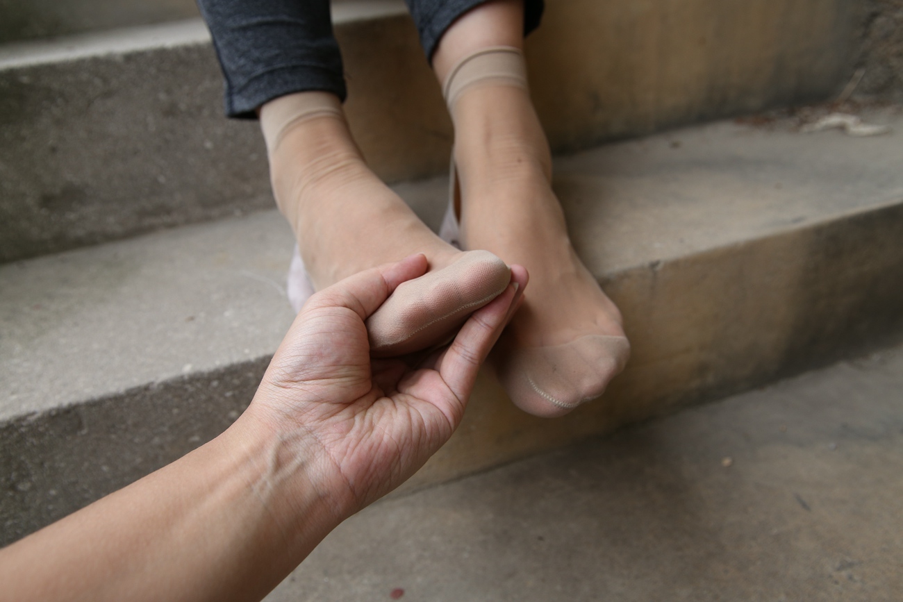 图片[111]-大西瓜爱牙膏-早期作品-S018 张萍 白T恤 连衣裙 1 [210P] – 速更版-美库