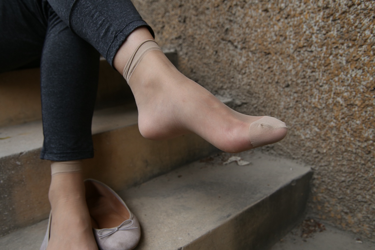 图片[130]-大西瓜爱牙膏-早期作品-S018 张萍 白T恤 连衣裙 1 [210P] – 速更版-美库