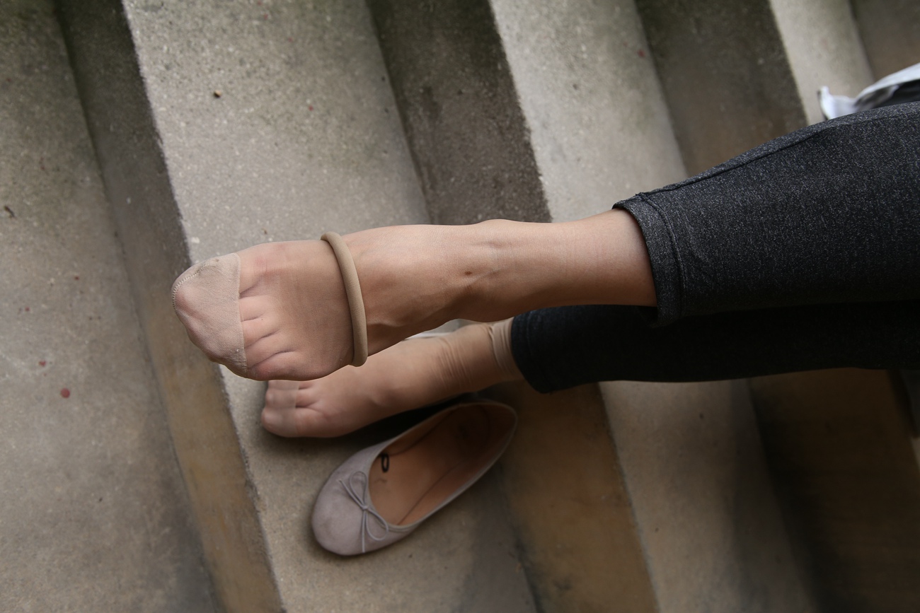 图片[172]-大西瓜爱牙膏-早期作品-S018 张萍 白T恤 连衣裙 1 [210P] – 速更版-美库