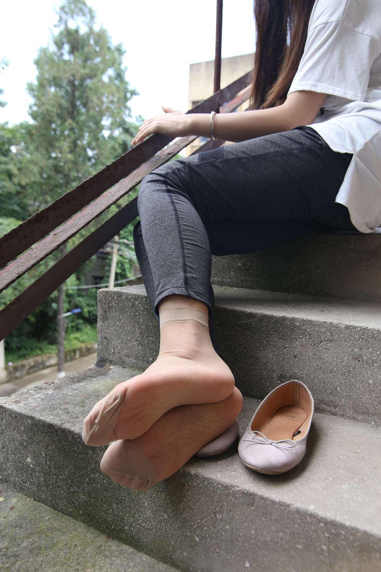 图片[207]-大西瓜爱牙膏-早期作品-S018 张萍 白T恤 连衣裙 1 [210P] – 速更版-美库