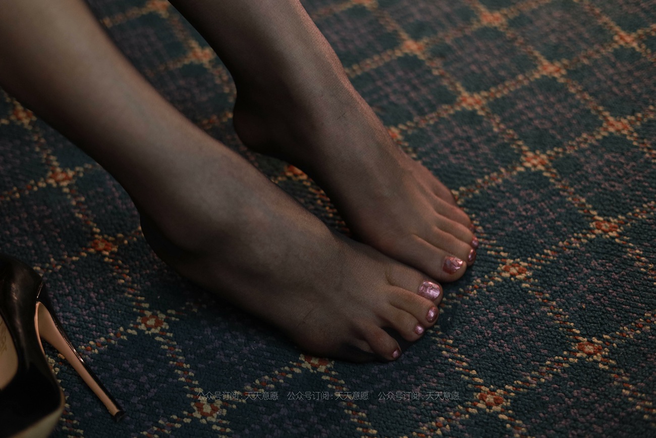 图片[62]-[IESS异思趣向] 耽丝 210713 台球辣妹 小七 [119P] – 速更版-美库