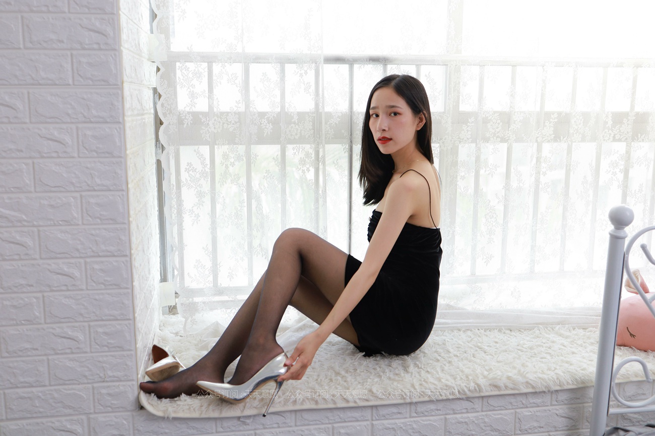 图片[87]-[IESS异思趣向] 耽丝 210709 美子的黑色吊带裙 [98P] – 速更版-美库