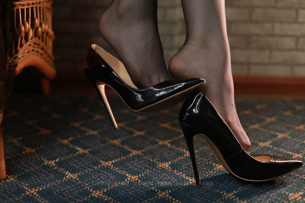 图片[94]-[IESS异思趣向] 耽丝 210713 台球辣妹 小七 [119P] – 速更版-美库