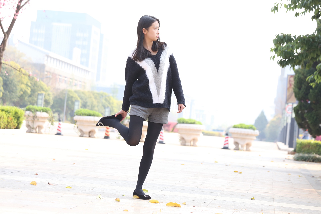 图片[31]-大西瓜爱牙膏-早期作品-S019 黑丝 3 [120P] – 速更版-美库