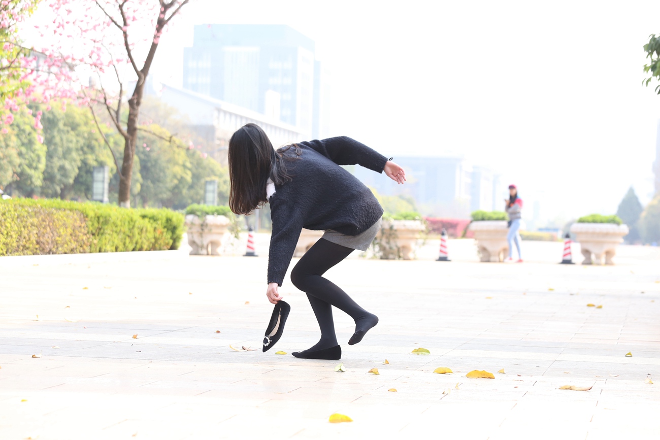 图片[37]-大西瓜爱牙膏-早期作品-S019 黑丝 3 [120P] – 速更版-美库