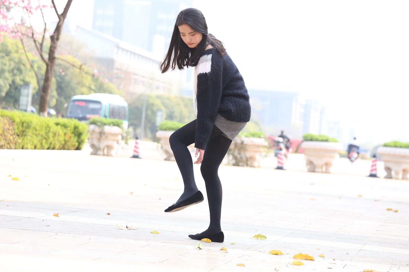 图片[51]-大西瓜爱牙膏-早期作品-S019 黑丝 3 [120P] – 速更版-美库