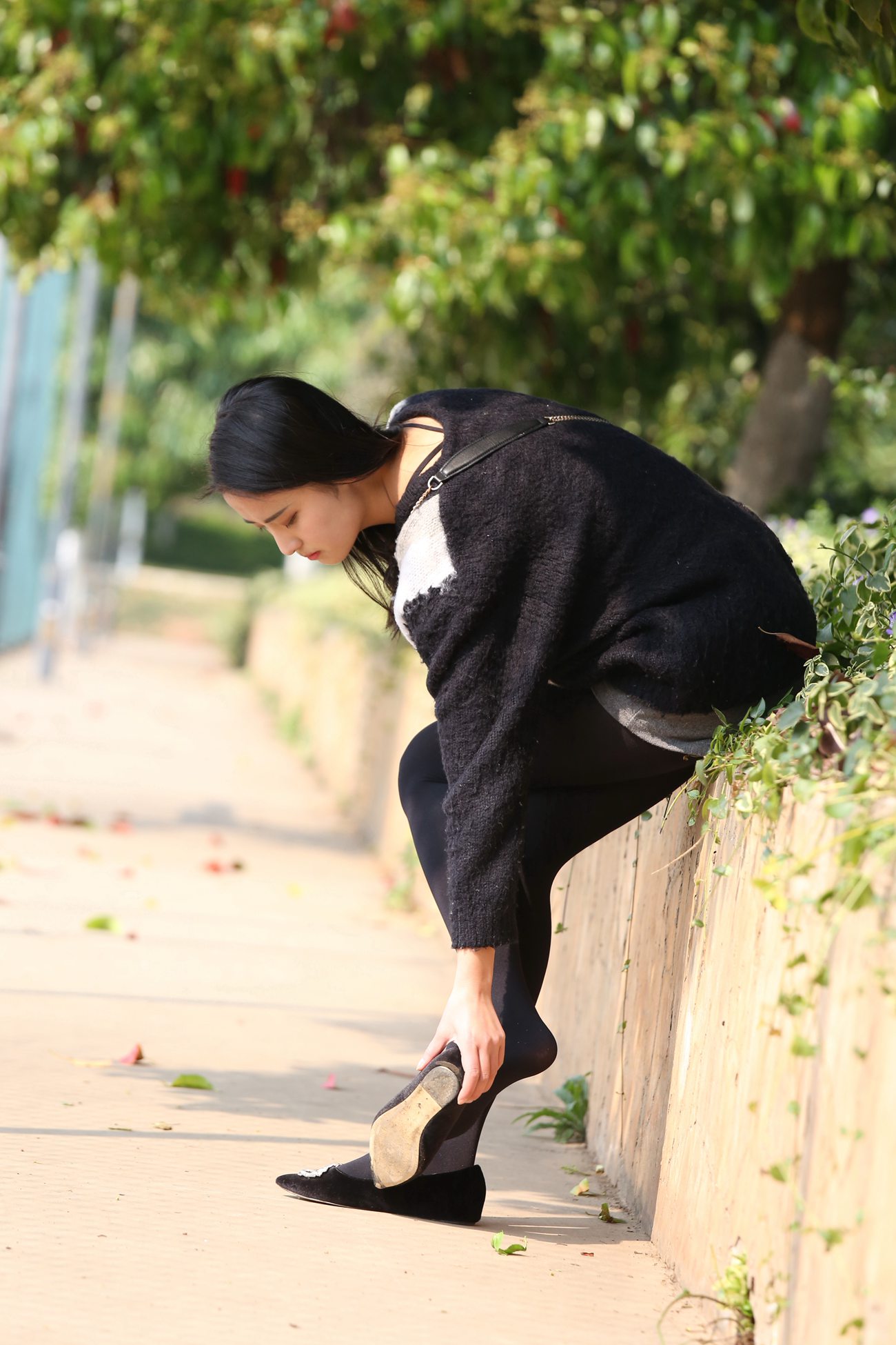 图片[115]-大西瓜爱牙膏-早期作品-S019 黑丝 3 [120P] – 速更版-美库