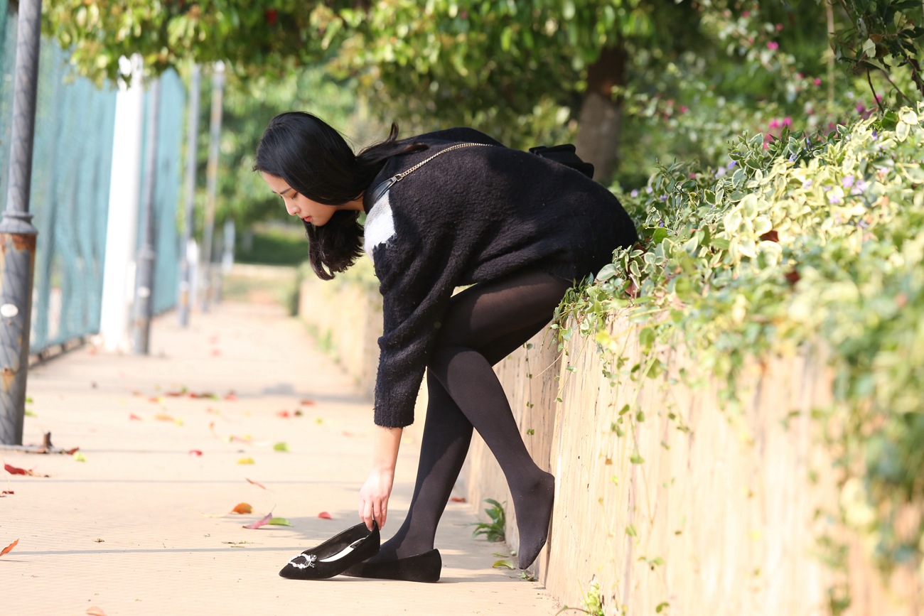 图片[20]-大西瓜爱牙膏-早期作品-S019 黑丝 4 [150P] – 速更版-美库