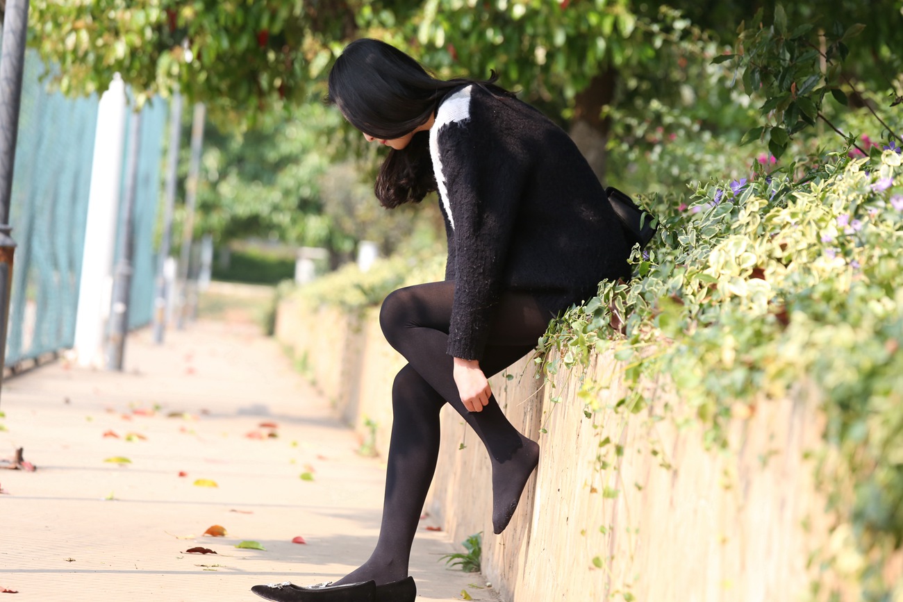 图片[28]-大西瓜爱牙膏-早期作品-S019 黑丝 4 [150P] – 速更版-美库