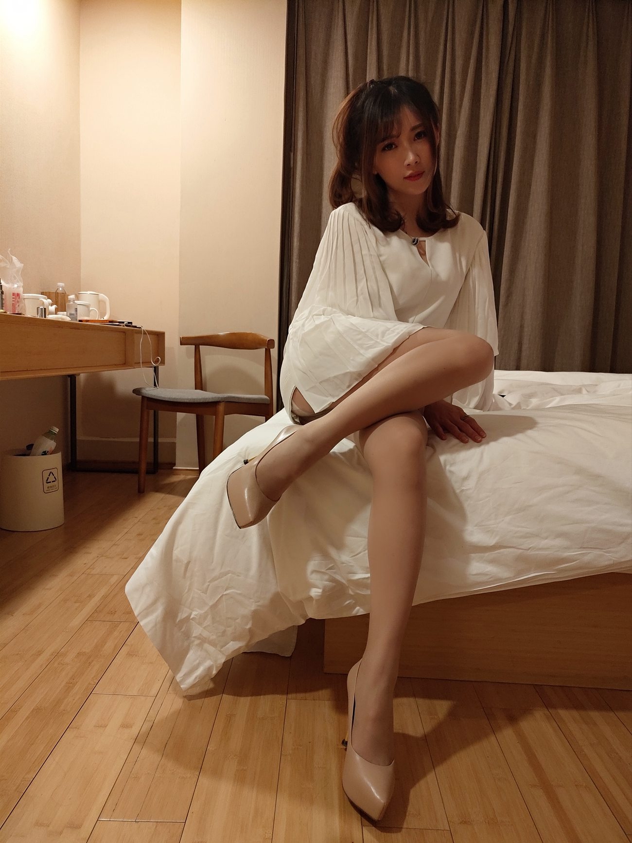 图片[29]-小女巫露娜 – OL风肤色连裤袜[40P] – 速更版-美库