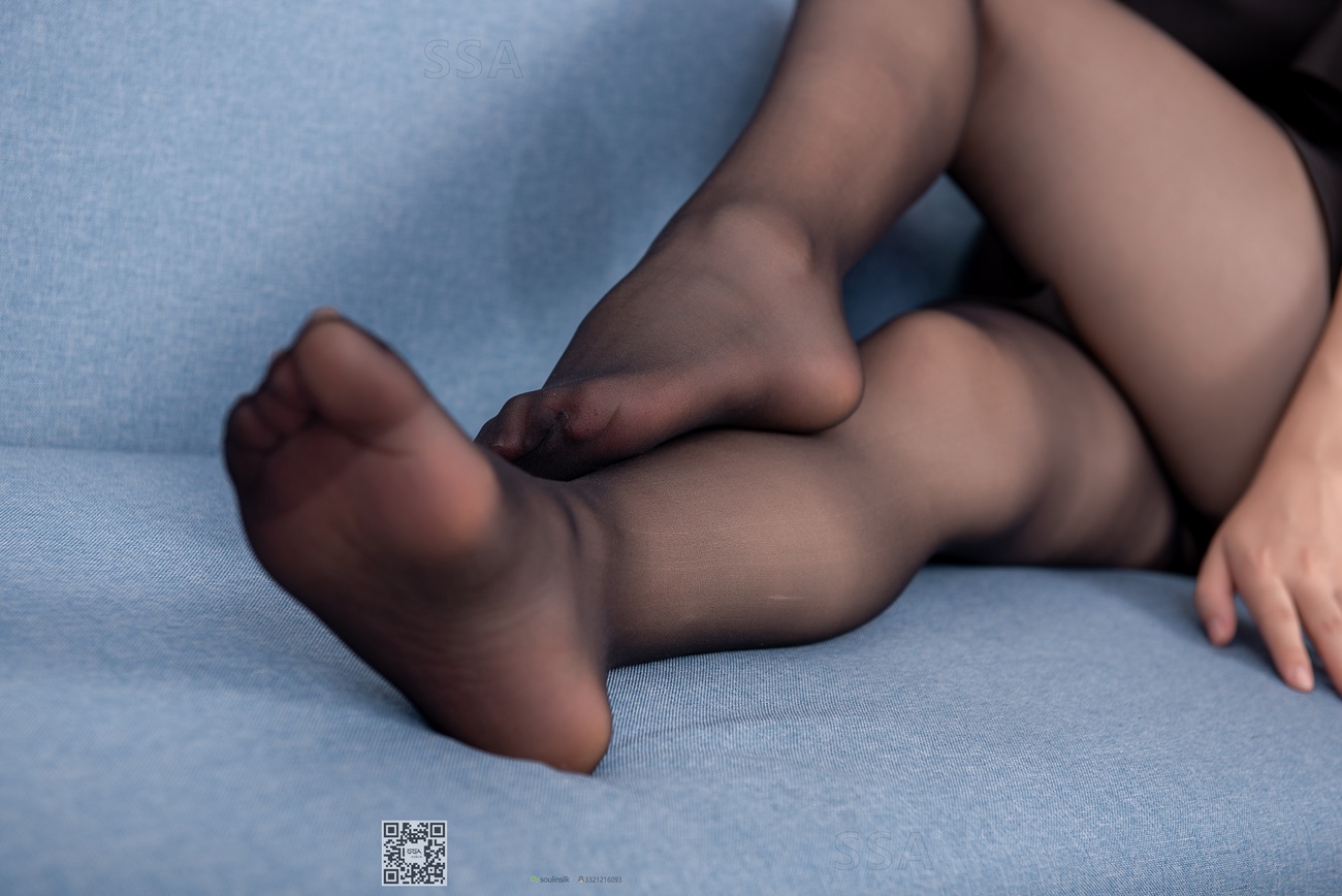 图片[111]-[SSA丝社]超清写真 NO.196 冷冷 的黑色镂空短裙黑丝穿搭[141P] – 速更版-美库