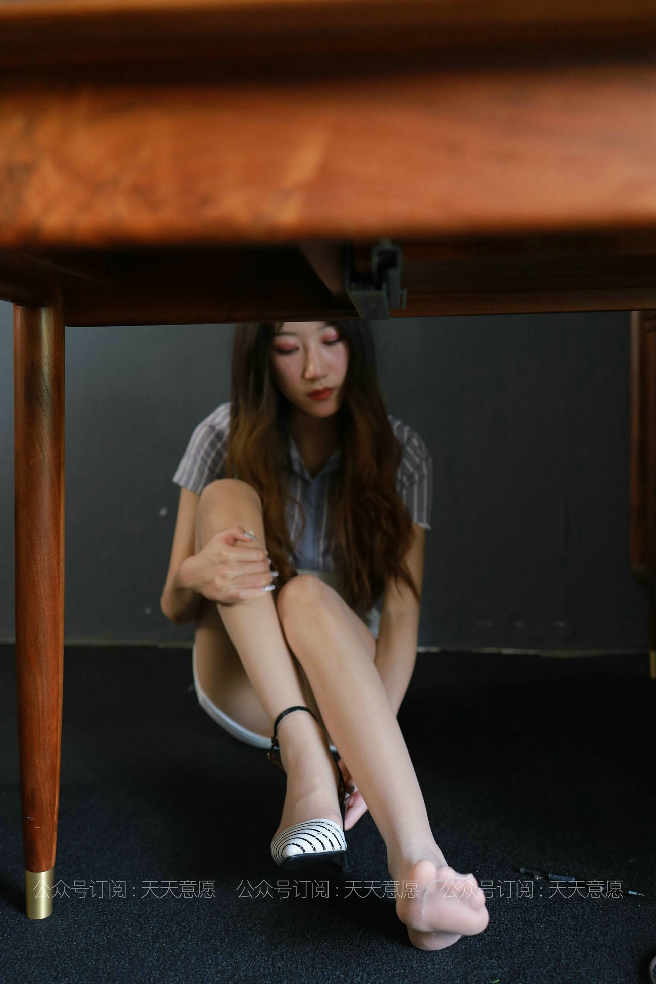 图片[37]-[IESS异思趣向] 2021.06.11 丝享家 829：怡怡《长腿实习生》[89P] – 速更版-美库