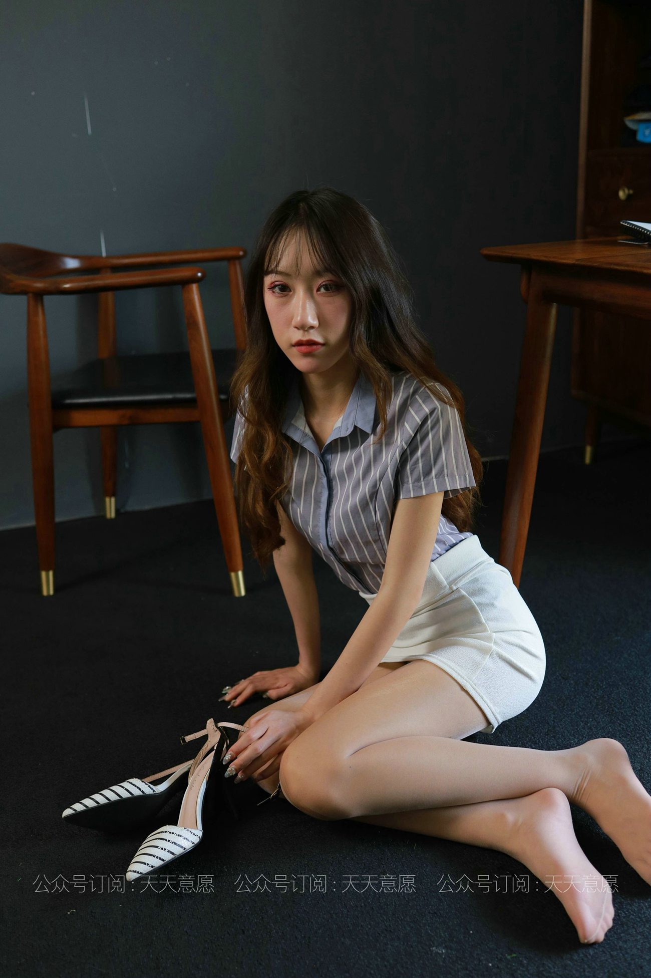 图片[77]-[IESS异思趣向] 2021.06.11 丝享家 829：怡怡《长腿实习生》[89P] – 速更版-美库