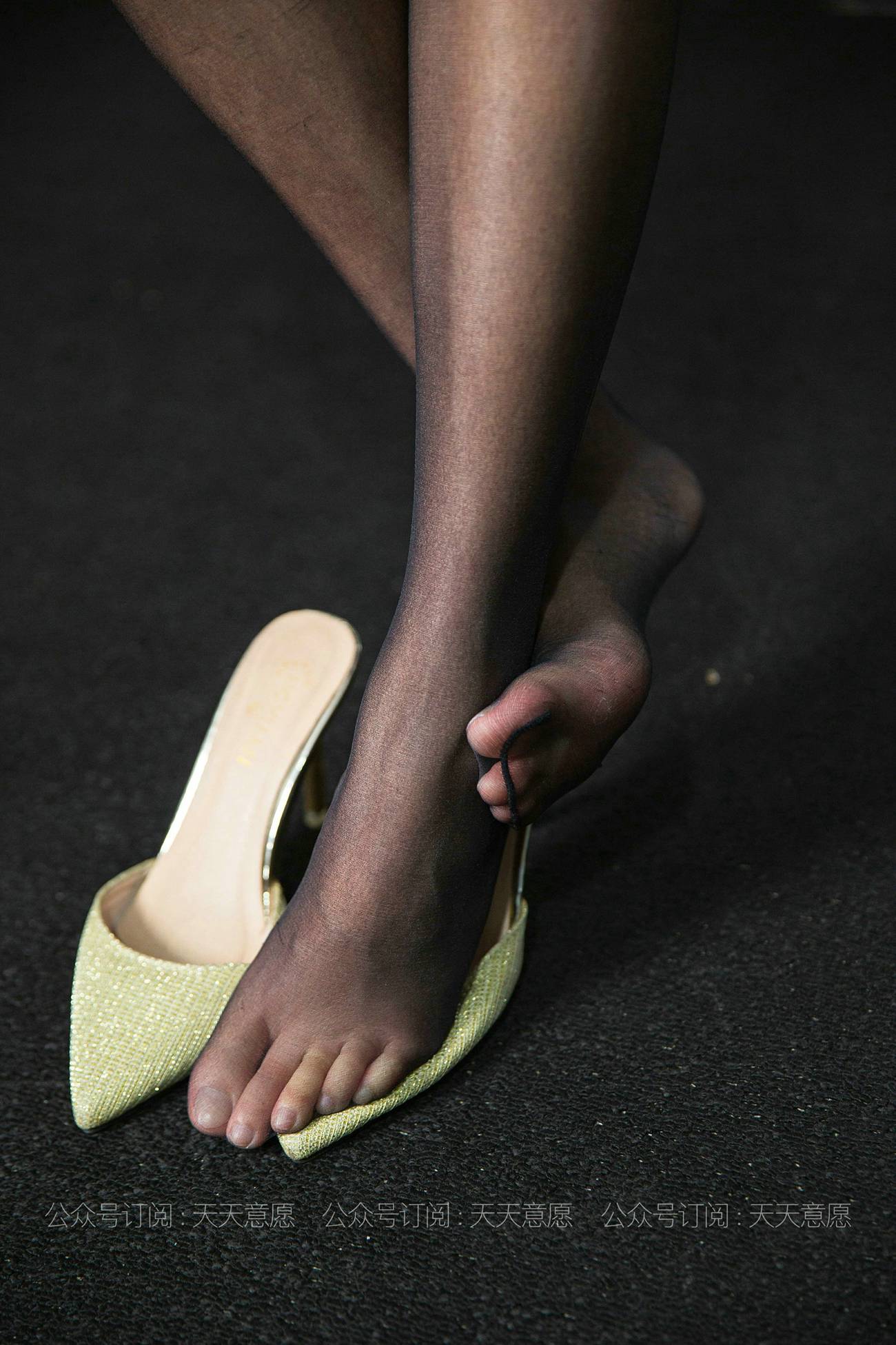 图片[75]-[IESS异思趣向] 2021.06.12 丝享家 830：婉苹《阳台上的一缕白》[89P] – 速更版-美库